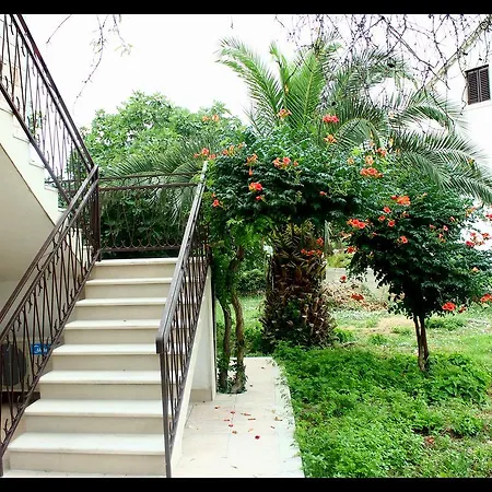 Boljat Apartament *