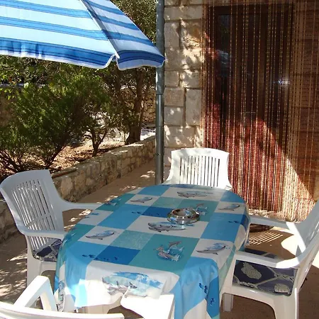 Apartment Boljat *
