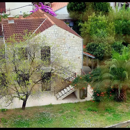 Apartment Boljat *